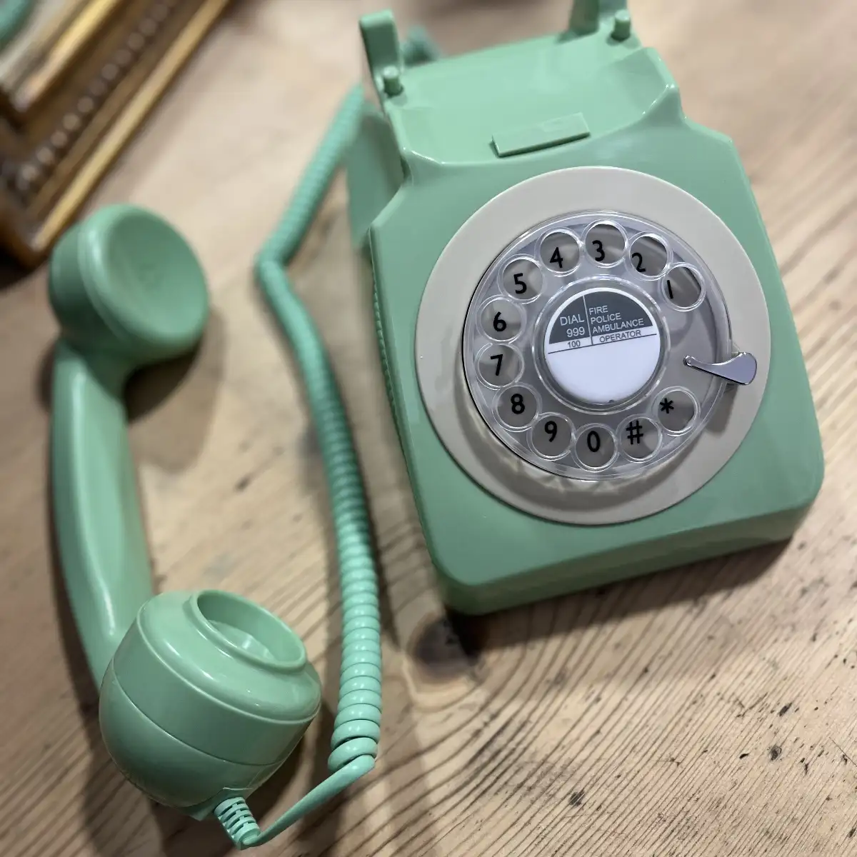 Téléphone RETRO vert