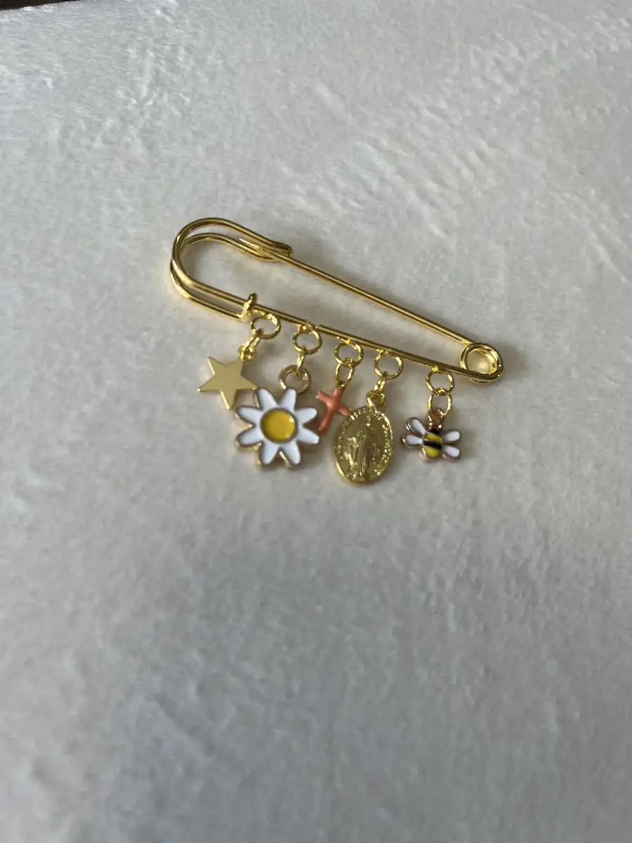 Broche 16.