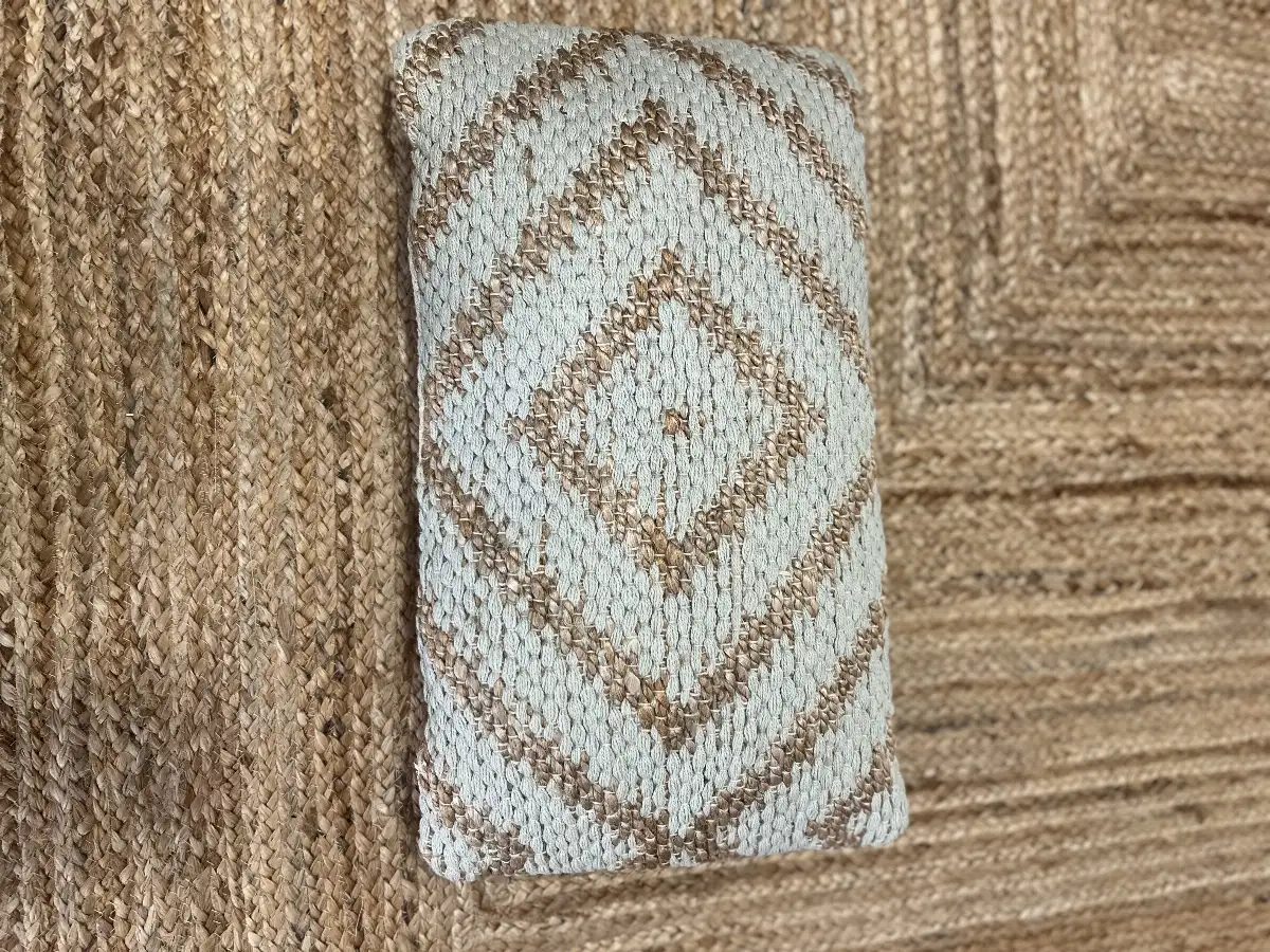 Coussin vert d’eau