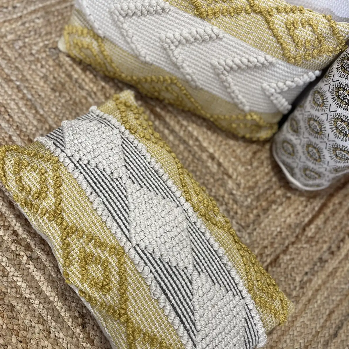 Housse de coussin tufte