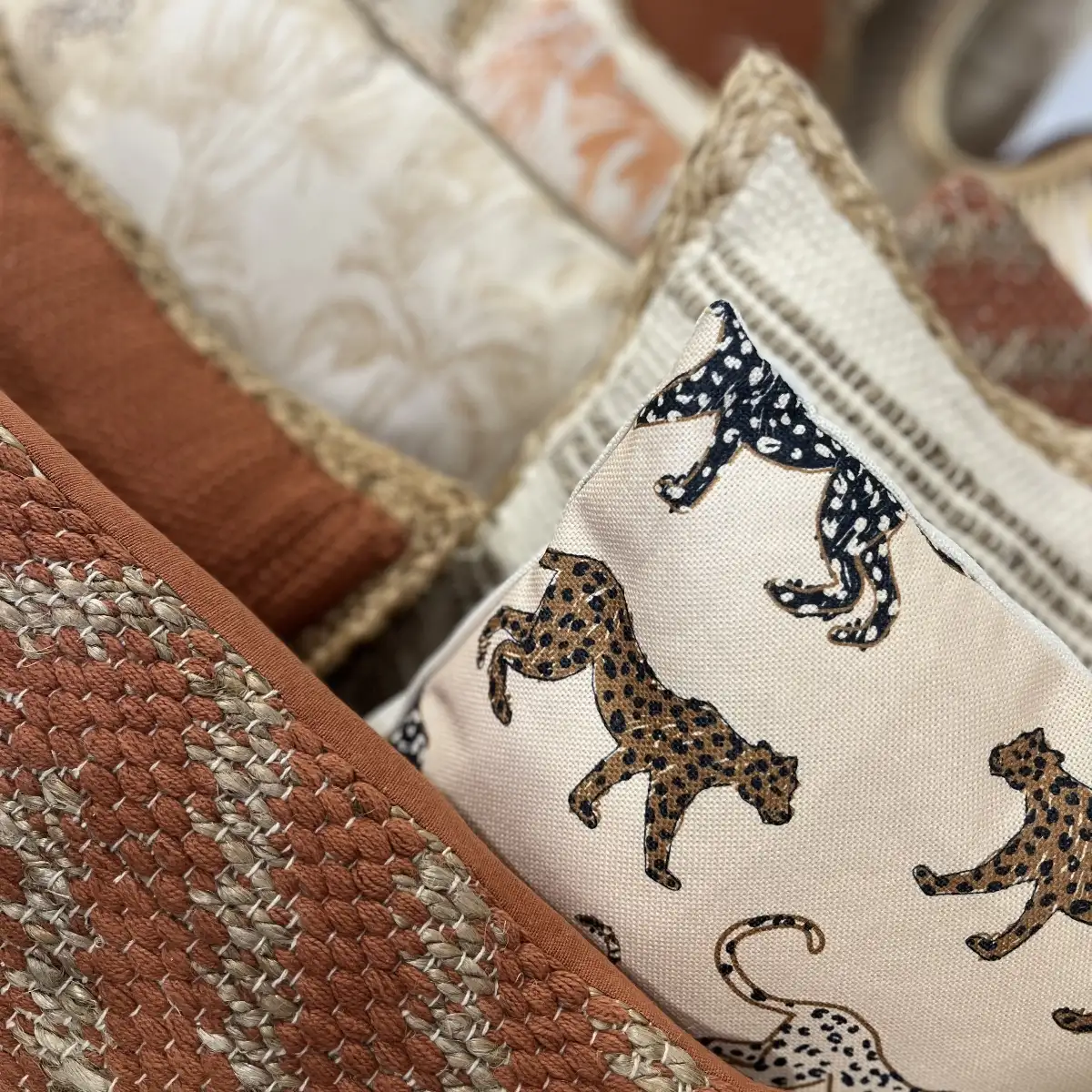 Housse de coussin léopard