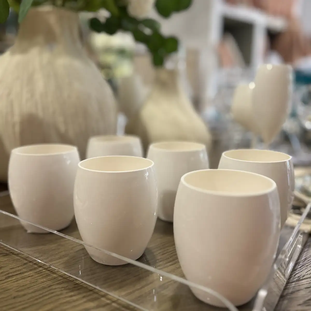 Lot de 6 chopes basses beige en acrylique