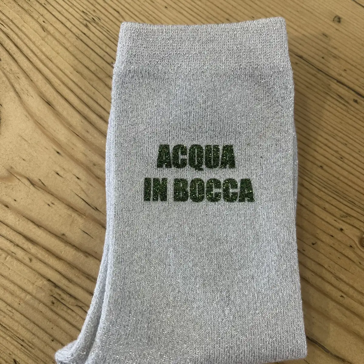 Acqua in bocca kaki